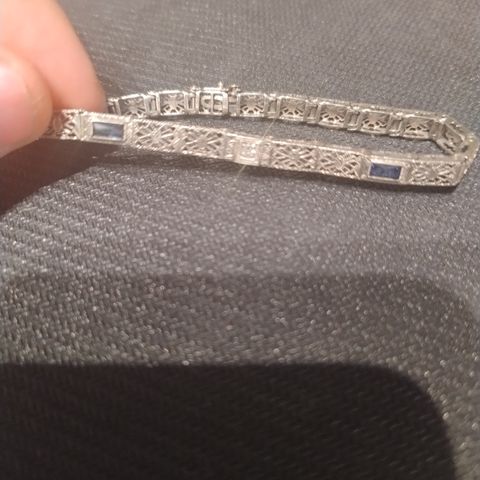 Armbånd 14 Karat hvitt Gull med Diamant og 2 steiner