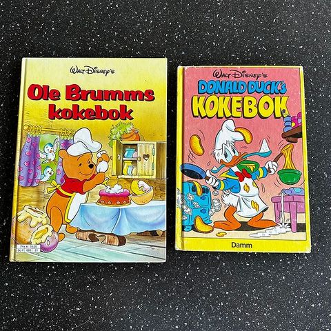 Kokebok fra OLE BRUMM (1995) og DONALD DUCK (1989)