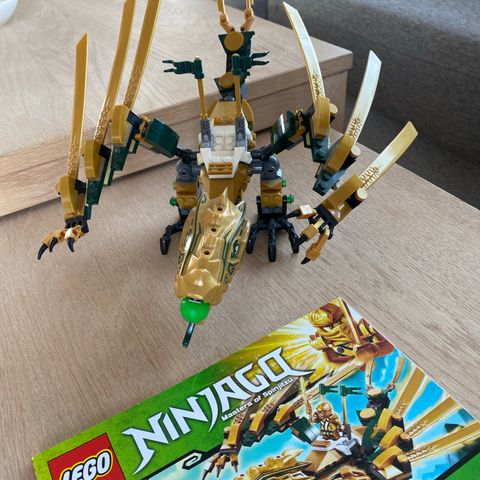 Lego Ninjago 70503 Den gylden dragen