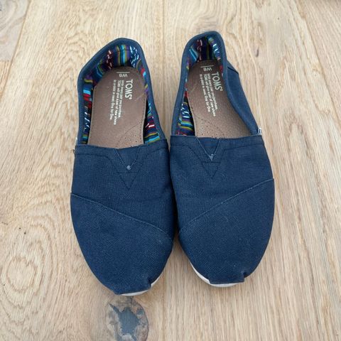 Toms str. 38,5