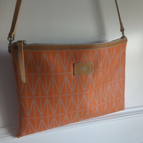 Dagmar - the strap bag (oransje)