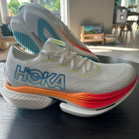 Splitter nye Hoka Cielo X1