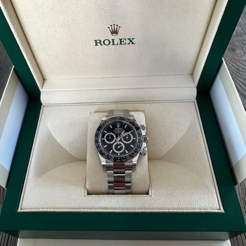 Rolex Daytona med svart skive