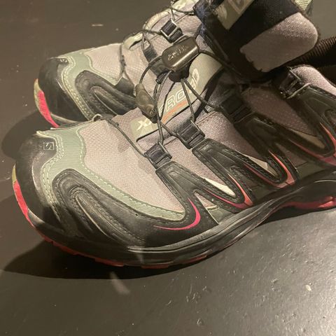 Salomon Goretex joggesko / tursko / fjellsko 39 1/3