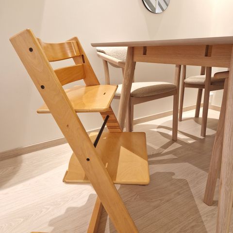 Stokke tripp trapp NATUR/OAK arge. Ny modell