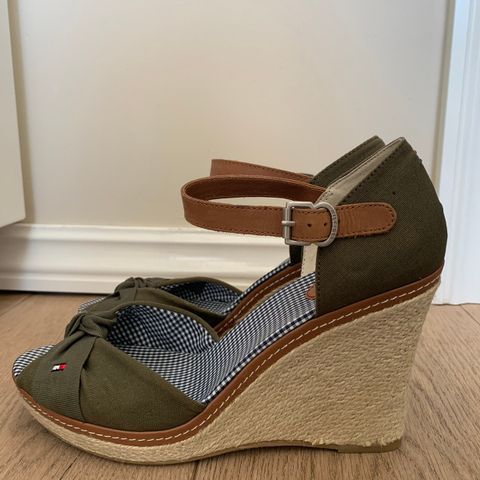 Sandaler Tommy Hilfiger, Strl 41