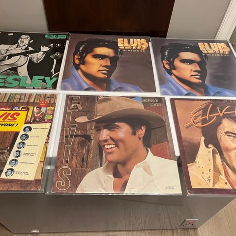 ELVIS PRESLEY VINYL / LP plater, Stor samling selges samlet 4000 Inkl frakt