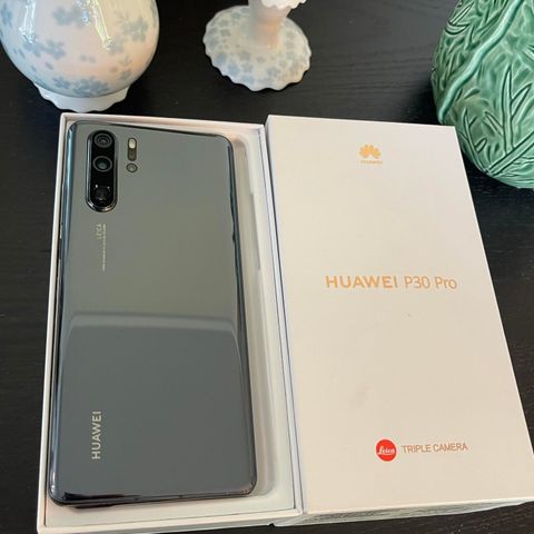 Helt ny Huawei P30 pro 128GB/8GB