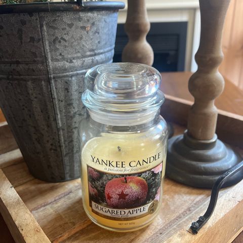 Yankee Candle- Sugared Apple