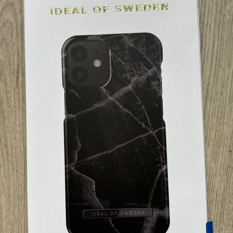 iPhone 12 mini mobildeksel Ideal of Sweden