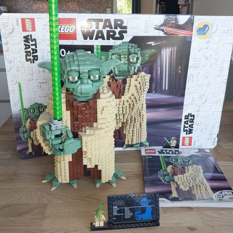 Yoda™ 75255 | Star Wars™ - LEGO