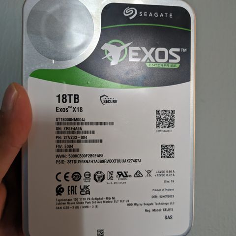 Exos X18 18TB - 2 stykk