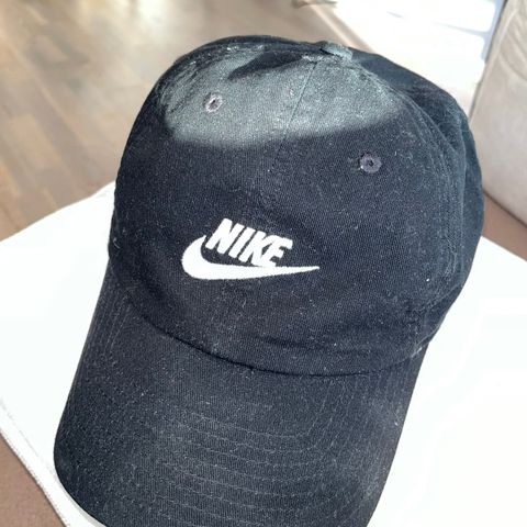 Nike caps