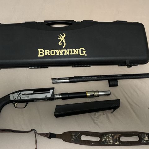 Browning Maxus Carbon