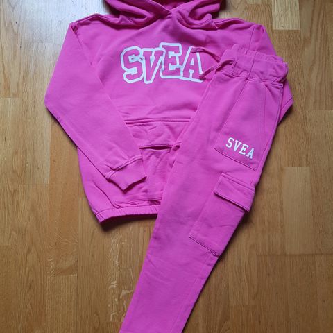 Svea joggedress 134/140