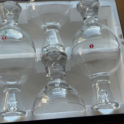 6 glass Tapio Wirkkala i originalesken.