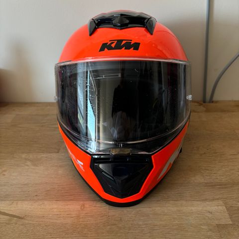 KTM Hjelm