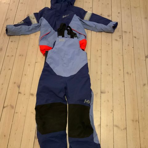 Helly Hansen Vinterdress (selebukse str.110/5/jakke str. 104/4 )