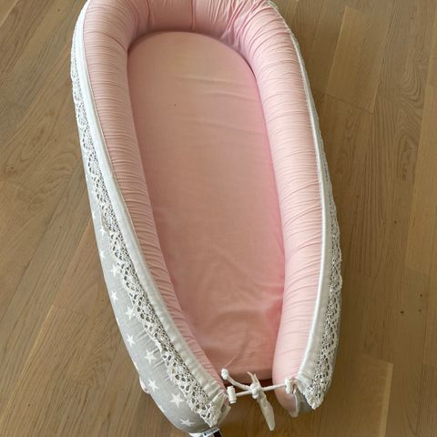 Babynest fra Brumlebarn