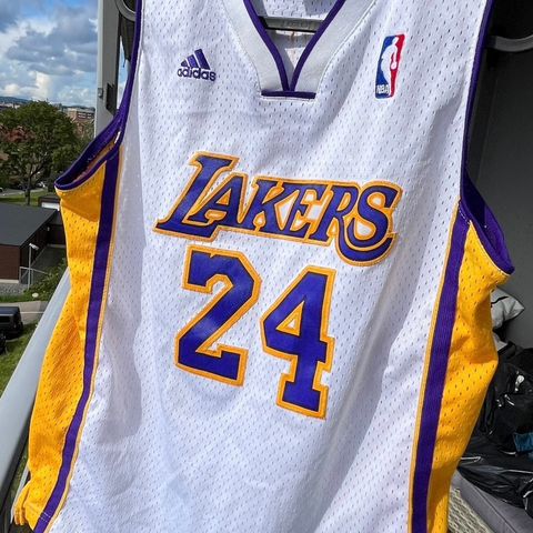 LA Lakers Basketdrakt - Authentic