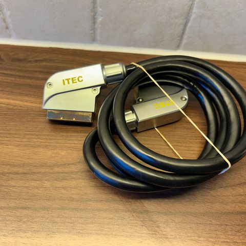 Scart-kabel | 150 cm | Høy kvalitet | Mulighet for å kjøpe 2 stk (69 kr)