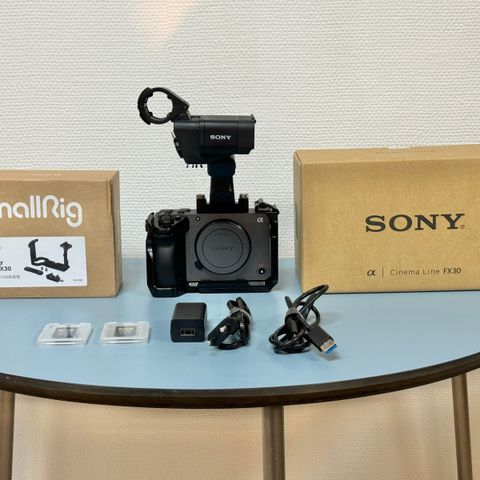 Sony FX30 med XLR-H1 og Minnekort ++