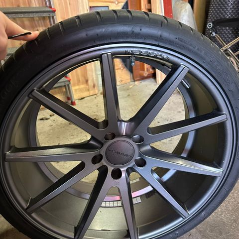 Vossen VFS1 5x120 m/nye dekk