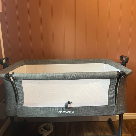 Moweo Bedside crib