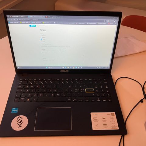 ASUS Laptop E510