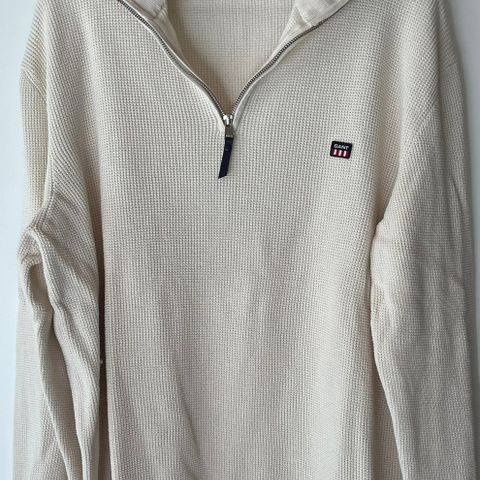 Meget fin hvit halfzip fra Gant i str. 2XL