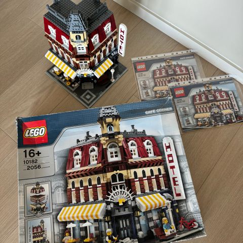 Lego 10182 Cafe Corner