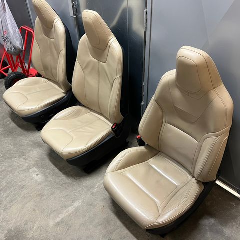 Tesla Model S - Seter (3x)