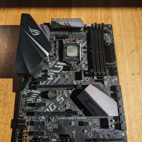 Asus B360f Motherboard + i5-9400f Intel Prossesor + (evt. kjølepasta)