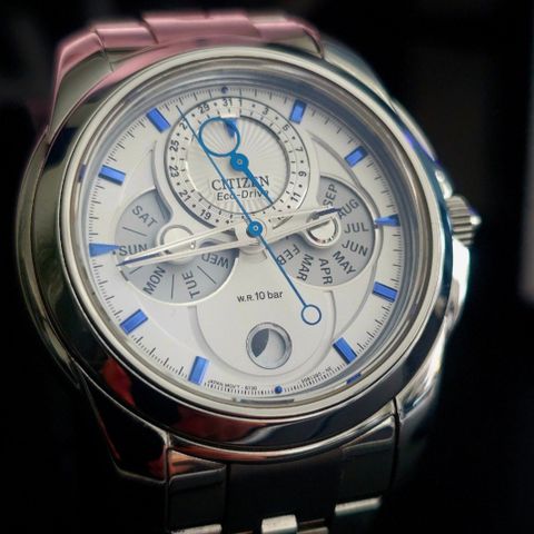 Citizen Eco Drive Calendrier