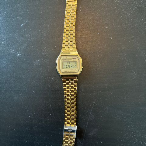 Casio WR - stainless steel - vintage