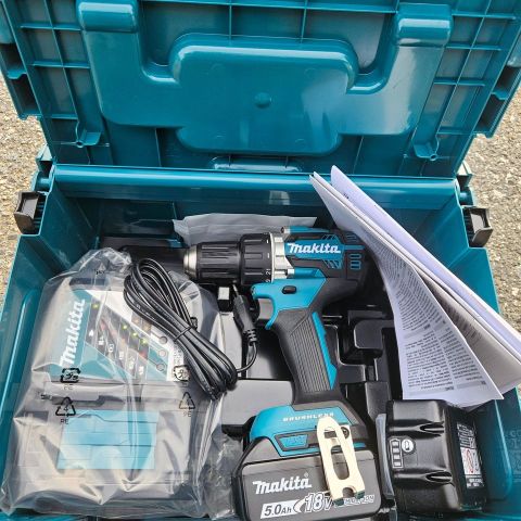 Makita DDF484RTJ