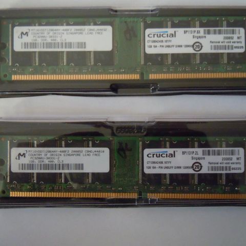 2 stk RAM minne Crucial 1GB PC3200 DDR-400Mhz CL3 184-Pin DIMM