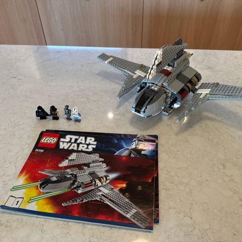 Lego 8096 - Star Wars Emperor Palpatine's Shuttle