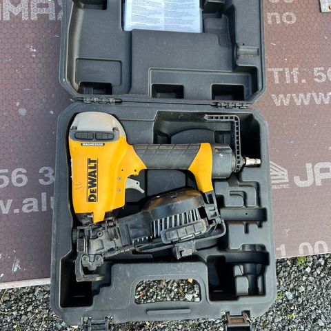 Dewalt papp pistol