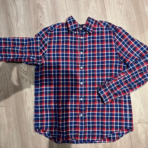 Tommy Hilfiger penskjorte str 14-16år