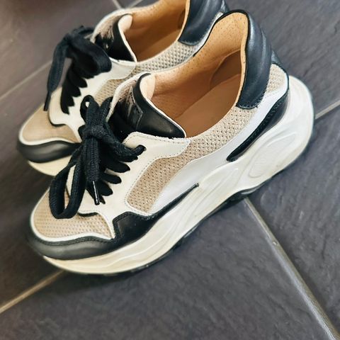 Laura Bellariva sneakers