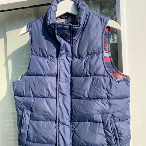 Vest fra Cubus (110 cm)