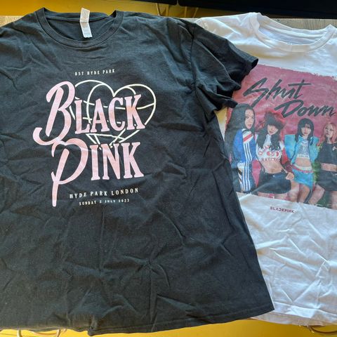 To T-skjorter Blackpink str L og XL