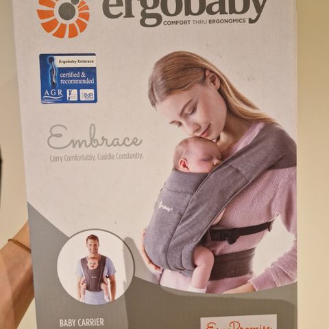 Ergobaby embrace