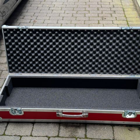 Rød Nord Electro 3 73 Flightcase - Som Ny!