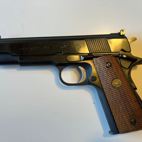 Pistol. Colt 1911 Ace.