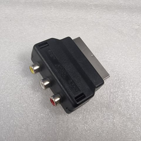 Scart RCA adapter