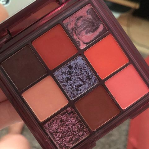 Huda beauty palette