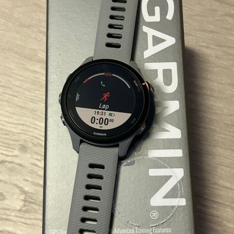 Helt ny Garmin Forerunner 255s selges