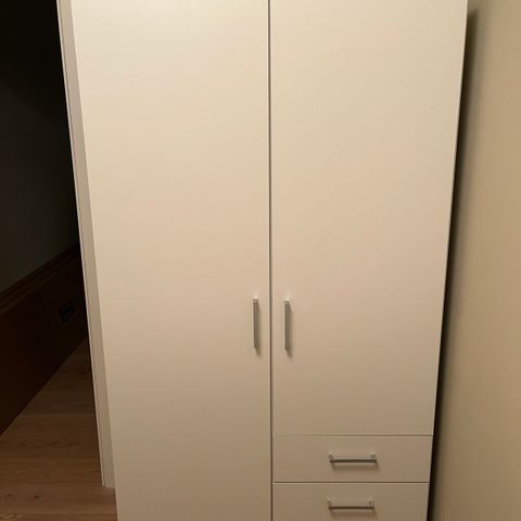 Ikea klesskap 149,5*96*49,5cm RESERVERT